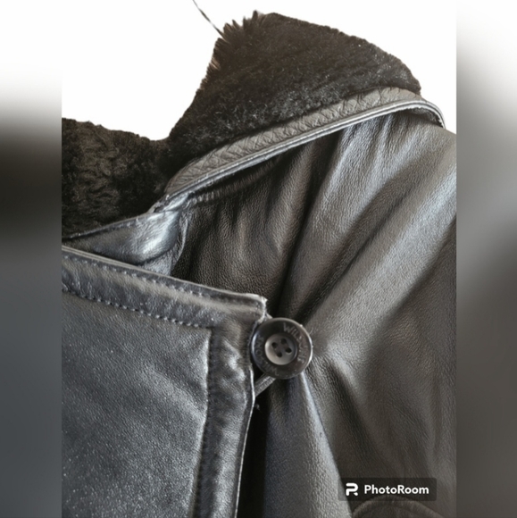 Vintage Wilson's Leather 100% Genuine Faux Fur Lined Hooded Aviator Zip Coat - Picture 5 of 12